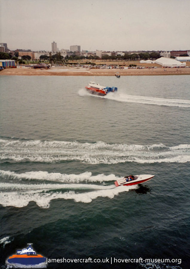 AP1-88 hovercraft promotional day by BHC -  (credit: The <a href='http://www.hovercraft-museum.org/' target='_blank'>Hovercraft Museum Trust</a>).